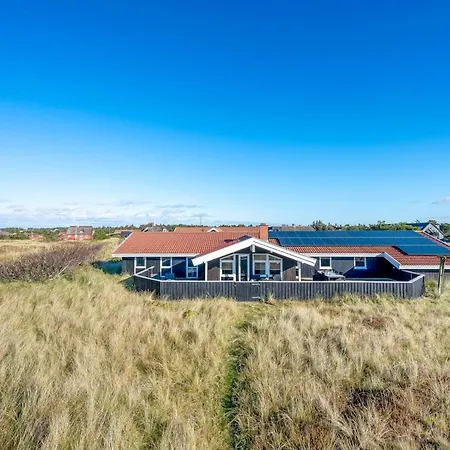 Jaana - 10m From The Sea By Interhome * Blåvand